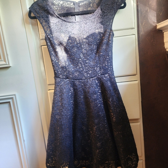 Closest Replenish - Picture 3 of 5